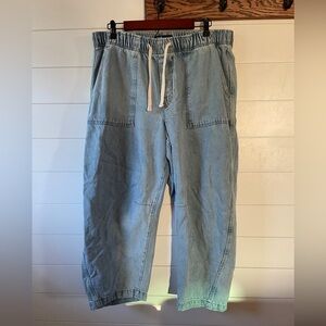 GAP Women’s Barrel High Rise Light Indigo Jeans XL W 37” L 24”